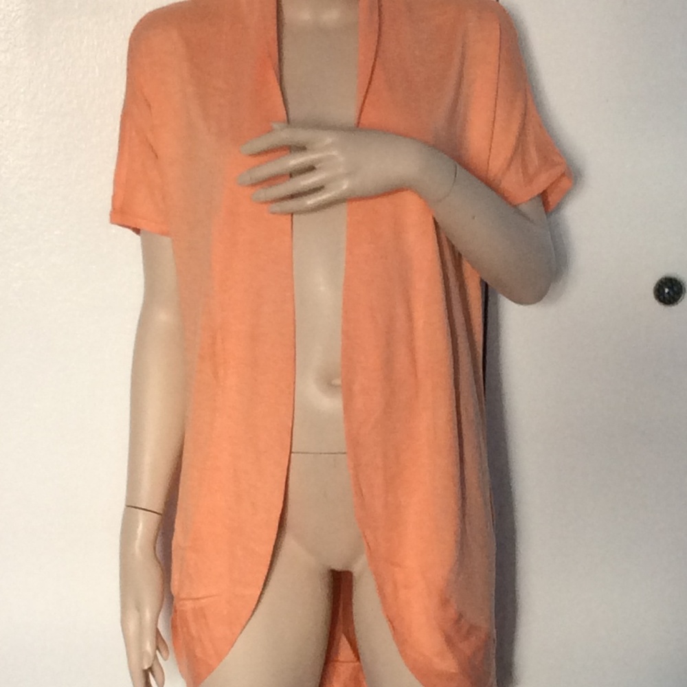 Peach light short sleeve sweater H bu Halston